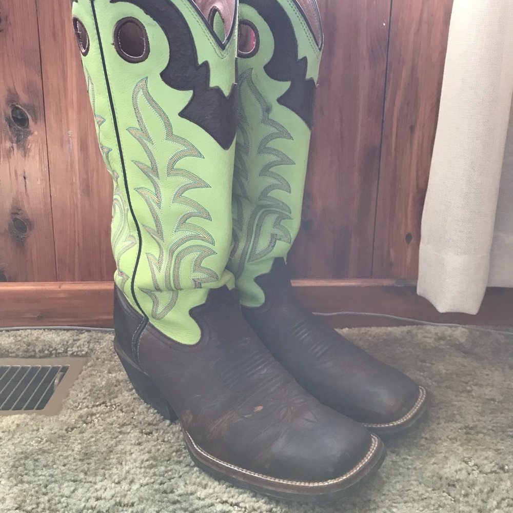 Men’s cowboy boots